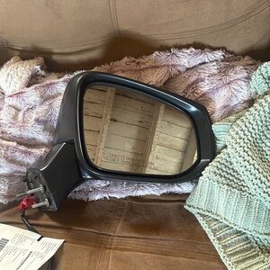 Toyota Rav 4 passenger side mirror. Black Frame